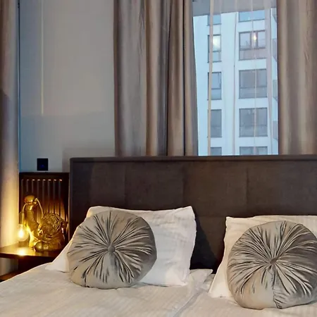 Teddy Redutowa Air-conditioning Parking