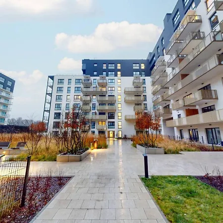 Teddy Redutowa Air-conditioning Parking *