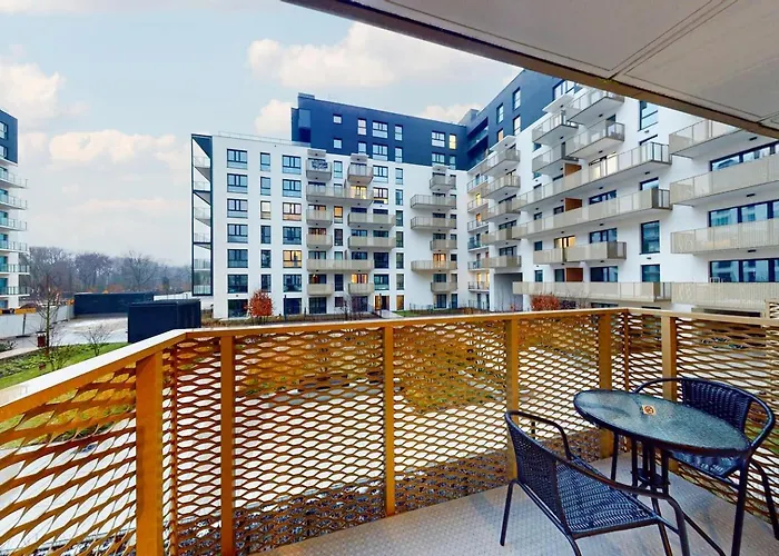 Teddy Redutowa Air-conditioning Parking Warschau