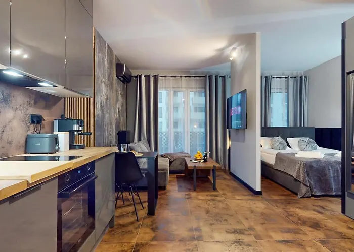 Teddy Redutowa Air-conditioning Parking *